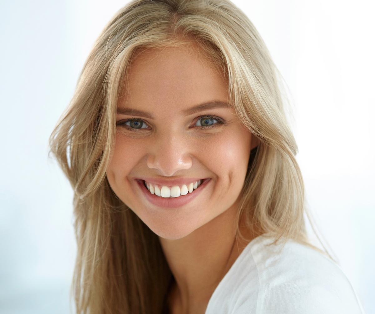 protesi dentale fissa in ceramica